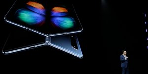 Το Galaxy Fold (Φωτογραφία: AP Photo/Eric Risberg)