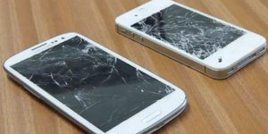 Το iPhone 4S ή το Samsung Galaxy S III διαλύεται πιο εύκολα; [βίντεο]