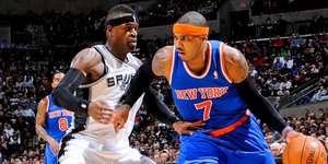 Παραμένουν αήττητοι οι Νικς-Πέρασαν από την έδρα των Σπερς [βίντεο]