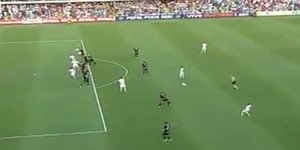 Επόπτης δεν υπέδειξε τρία οφσάιντ στην ίδια φάση! [βίντεο]