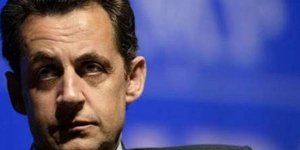 Πανικός από την είδηση ότι ο Νικολά Σαρκοζί «σκοτώθηκε» σε τροχαίο 