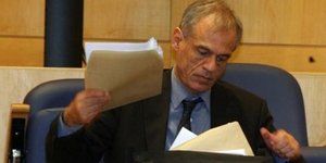 Ολο το παρασκήνιο της παραίτησης του Μιχάλη Σαρρή από τη θέση του υπουργού Οικον