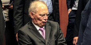 ροτείνει να αποπληρωθούν σταδιακά