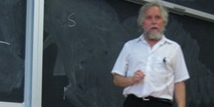 Στον Ούγγρο Εντρέ Σεμεράντι απονεμήθηκε το «Νόμπελ των μαθηματικών»