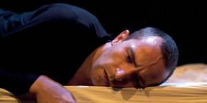 Τι μπορείτε να δείτε και να ακούσετε απόψε στην Αθήνα...