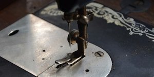 Η γυναίκα αυτή μαθήτευσε στον ελληνικό Οίκο Ραπτικής Τσοπανέλη