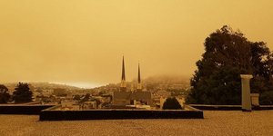 Απόκοσμο το χρώμα του ουρανού στο Σαν Φρανσίσκο (Φωτογραφία: Twitter) 