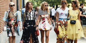 Κορίτσια στην Εβδομάδα Μόδας. Φωτογραφία: Shutterstock