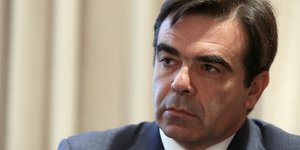 Ο εκπρόσωπος τύπου της Ευρωπαικής Επιτροπής Μαργαρίτης Σχοινάς- φωτογραφία intimenews