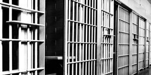 Αθώος έμεινε στη φυλακή για 5 χρόνια και κατέληξε στο ψυχιατρείο/ φωτογραφία: shutterstock