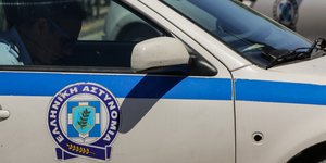 Σύλληψη για πλαστά σήματα σε προϊόντα «μαϊμού» στο Ρέθυμνο (Φωτογραφία: EUROKINISSI/ΓΙΑΝΝΗΣ ΠΑΝΑΓΟΠΟΥΛΟΣ)
