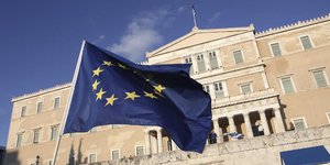 (SOOC/ NICK PALEOLOGOS)