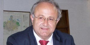 Αποσύρει σήμερα την υποψηφιότητά του ο Συμπιλίδης