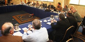 Κλείνουν τα ΤΕΙ οι πρόεδροί τους για το... κούρεμα των ομολόγων