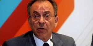 Σιούφας για δήμαρχος: Αραία