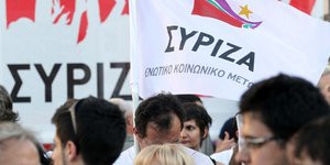 ΣΥΡΙΖΑ: Οι μάσκες έπεσαν - Οι δεσμεύσεις της κυβέρνησης Σαμαρά έγιναν κουρελόχαρ