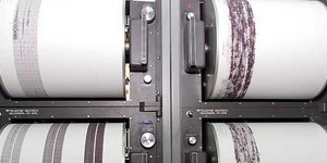 Ισχυροί σεισμοί 4