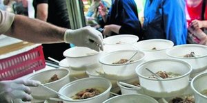 Αυξήθηκαν κατά 40% οι αιτήσεις για τη δωρεάν διανομή τροφίμων