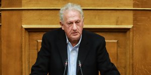 Ο βουλευτής του ΚΙΝΑΛ Κώστας Σκανδαλίδης- φωτογραφία eurokinissi