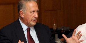 Σκανδαλίδης σε Βενιζέλο: Δεν είναι μονόδρομος η συνεργασία μας με τη ΝΔ