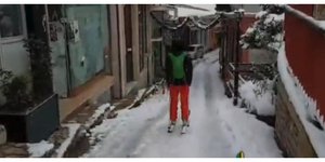 Με τα σκι στο Καρπενήσι / Φωτογραφία: dailymotion
