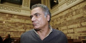 Στα άκρα η κόντρα για το χρέος: Δεν έχετε νομιμοποίηση για νέα μέτρα λέει ο Σκου