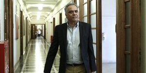 O Πάνος Σκουρλέτης/ Φωτογραφία intime