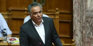 Ο Πάνος Σκουρλέτης/ Φωτογραφία intime