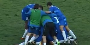 «Κρέμασε» τον τερματοφύλακα από το κέντρο και τον έκανε ρεζίλι [βίντεο]