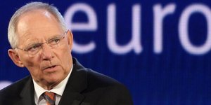  Σόιμπλε: Οι υπερχρεωμένες χώρες να μην «χαλαρώσουν» λόγω του Ντράγκι