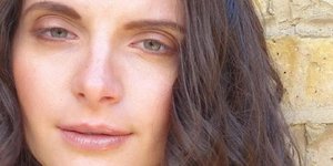 Η 21χρονη Γαλλίδα πρόσεχε τα δύο παιδιά της οικογένειας (FACEBOOK)