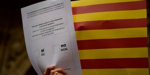 Την Κυριακή θα πραγματοποιηθεί το δημοψήφισμα ανεξαρτησίας της Καταλονίας. Πηγή φωτό: AP/Alvaro Barrientos