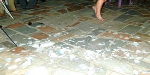 Μπουζουξίδικο ξενυχτάει τους Λονδρέζους και θέλουν να του πάρουν την άδεια