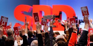 Δεύτερο κόμμα το SPD