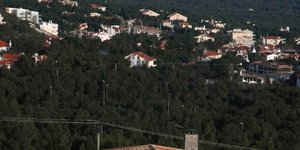 Νομιμοποιούνται χιλιάδες καταπατημένες εκτάσεις