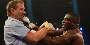 Μποξέρ επιτέθηκε στον διαιτητή με την λήξη του αγώνα [βίντεο]