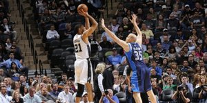 Νίκες για Σπερς και Μπλέιζερς επί των Μάβερικς και Νικς [βίντεο]