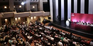 Nick Paleologos / SOOC