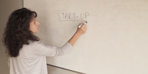 «Start-up Ελλάδα»: H νέα σειρά ντοκιμαντέρ για την ελληνική επιχειρηματικότητα έρχεται στο Cosmote History