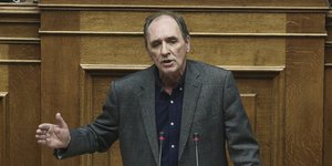 Φωτογραφία: Eurokinissi/ Σταθάκης: Στις 8 Ιανουαρίου θα υπογραφεί η σύμβαση παραχώρησης του εμπορευματικού κέντρου στο Θριάσιο