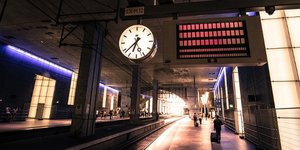 Εμπορος κοσμημάτων την άφησε στην σχάρα αποσκευών