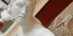 Και τα αγάλματα βγάζουν selfies: Ενα ξεκαρδιστικό φωτογραφικό αφιέρωμα [εικόνες]