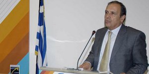 ΣΥΡΙΖΑ: Σαφές μήνυμα Σαμαρά στην Τρόικα η τοποθέτηση Σταυρίδη στο ΤΑΙΠΕΔ