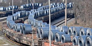 Οι κυρώσεις ΗΠΑ στη ρωσική Rusal εκτόξευσαν τις τιμές του αλουμινίου/Φωτογραφία: AP