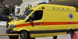 ΕΚΑΒ (Φωτογραφία: Eurokinissi-ΠΑΠΑΔΟΠΟΥΛΟΣ ΒΑΣΙΛΗΣ)