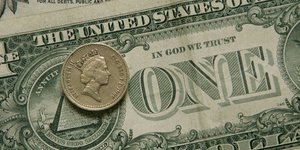 Στερλίνα (Φωτογραφία: AP Photo/Alastair Grant