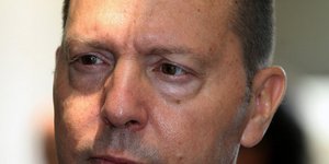 Γρίφος τα ευχαριστήρια Στουρνάρα -Έρχεται ανασχηματισμός;