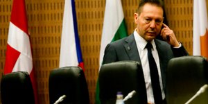 Στουρνάρας: Πρέπει να κλείσουμε και να συμφωνήσουμε τα μέτρα με την Τρόικα ως τη