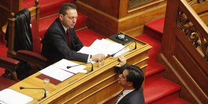 Θετικός ο Στουρνάρας στην πρόταση για ρύθμιση οφειλών και στους δήμους