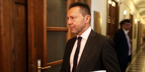 Στουρνάρας: Ο ΟΟΣΑ κάνει λάθος για την ύφεση το 2014 - Θα έχουμε ανάπτυξη 1%